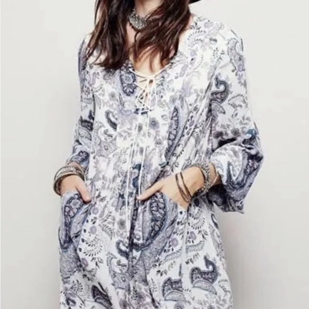 Free People White Graphic Tie Front Blouse